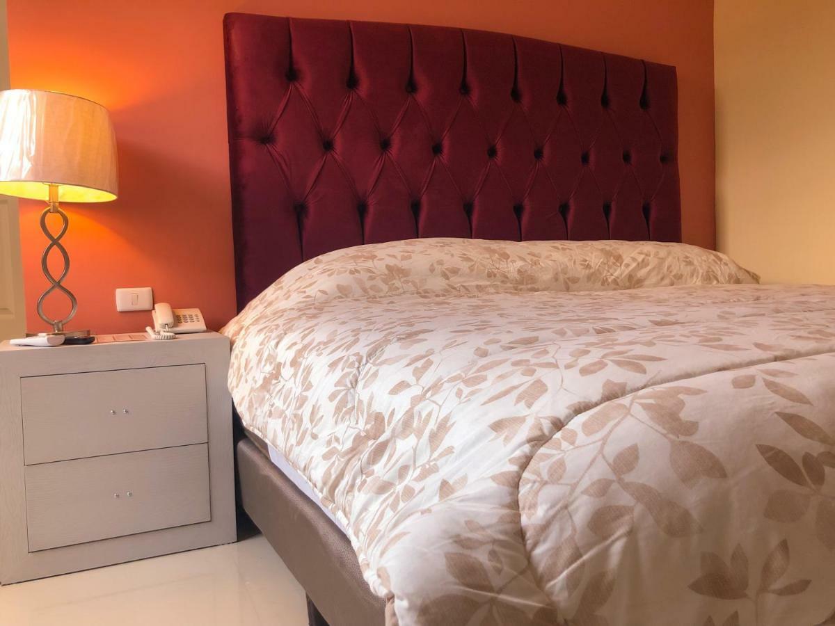 Santa Fe Hotel Boutique ทาปาชูลา ภายนอก รูปภาพ